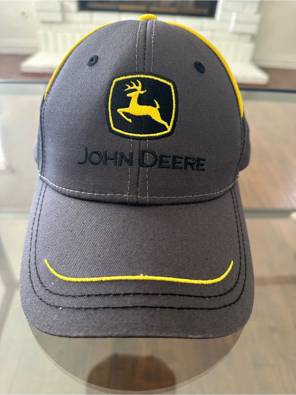 John Deere Embroidered Logo
Adjustable Baseball Cap Gray/Black
Yellow Trim